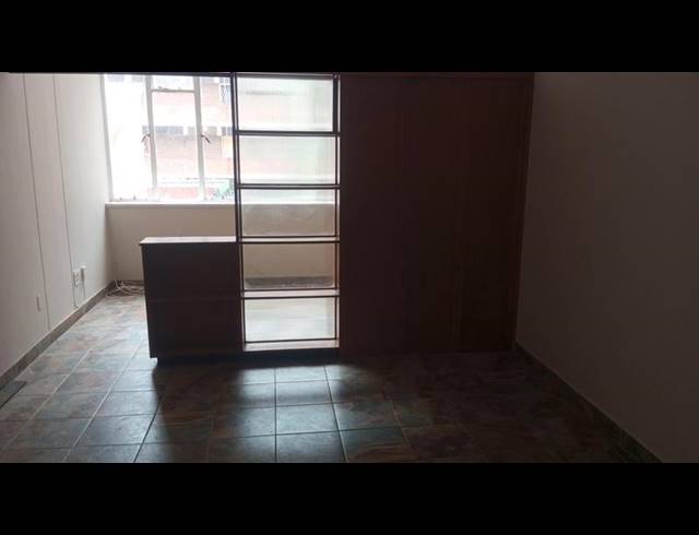 1 BEDROOM APARTMENT FOR SALE IN SUNNYSIDE